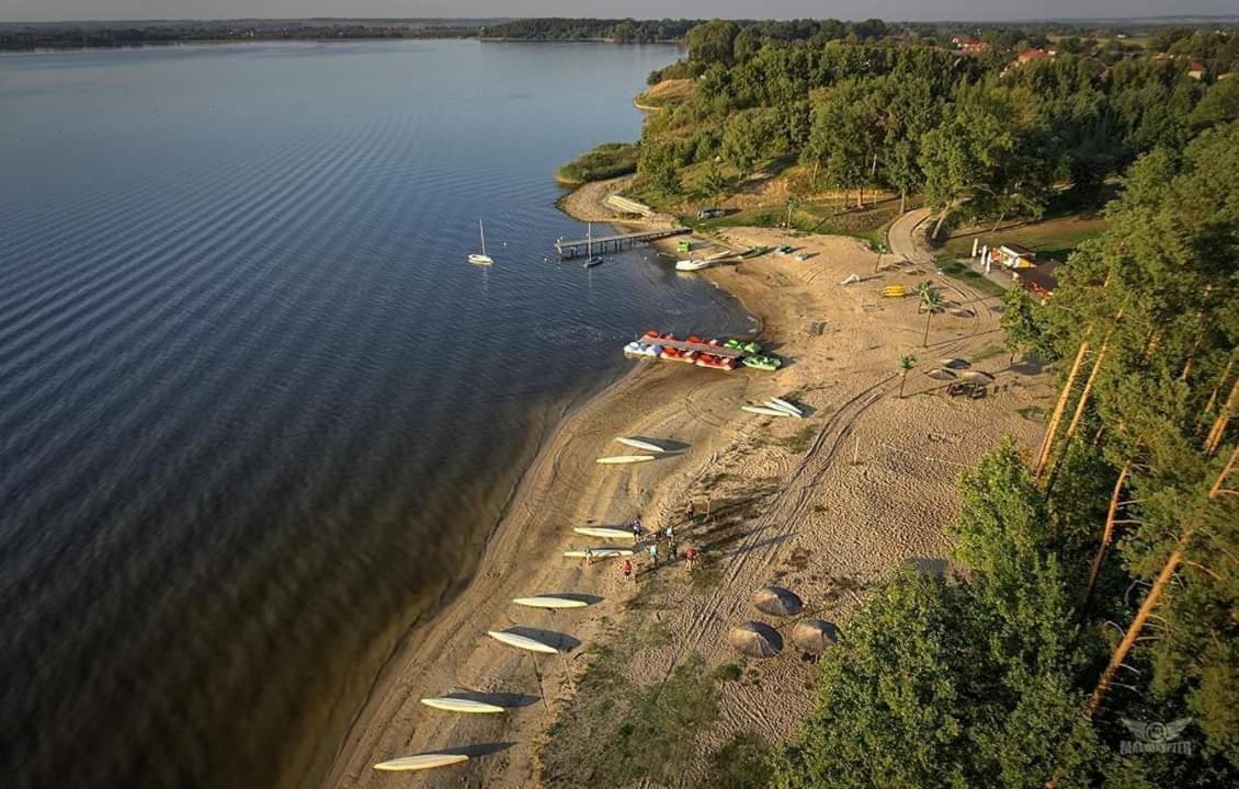 Hotel Marina Nielisz Extérieur photo